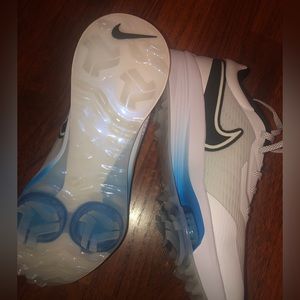 Men’s Nike golf shoes